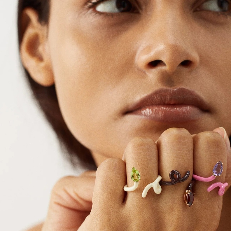 الجارنيت حجر شهر يناير في مجوهرات ناعمة