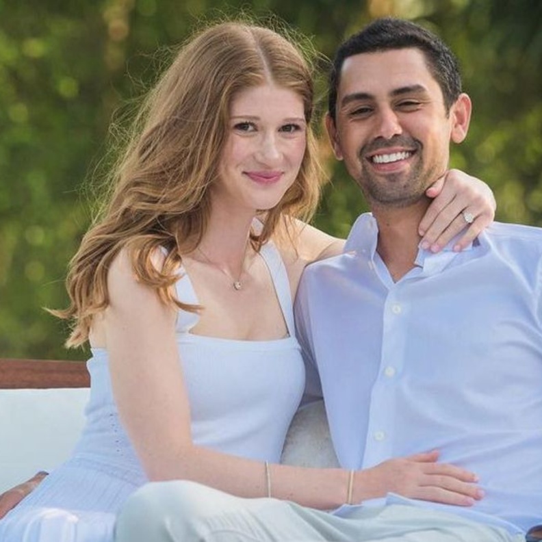 جينيفر جيتس ونايل نصار