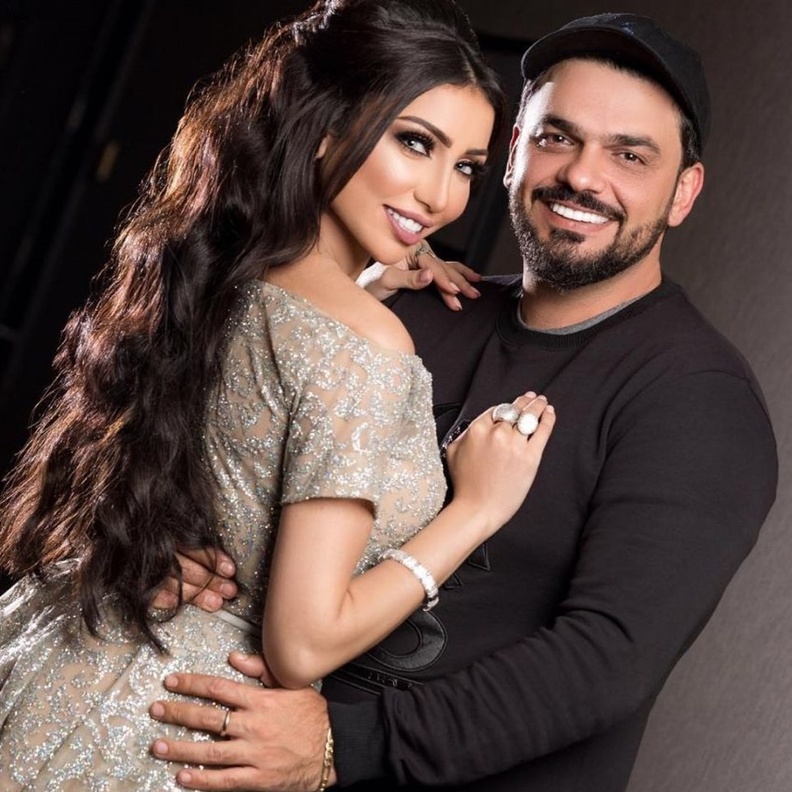 دنيا بطمة وزوجها قبل طلاقهما