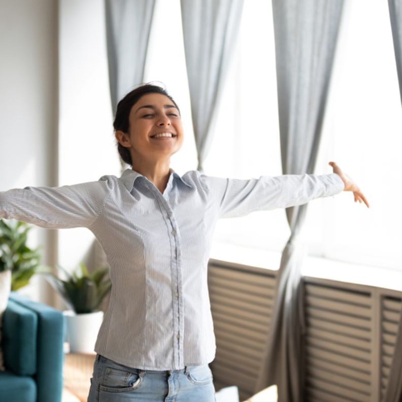 أمور يجب اتباعها عند تنظيف المنزل.. حفاظاً على صحتك وبشرتك