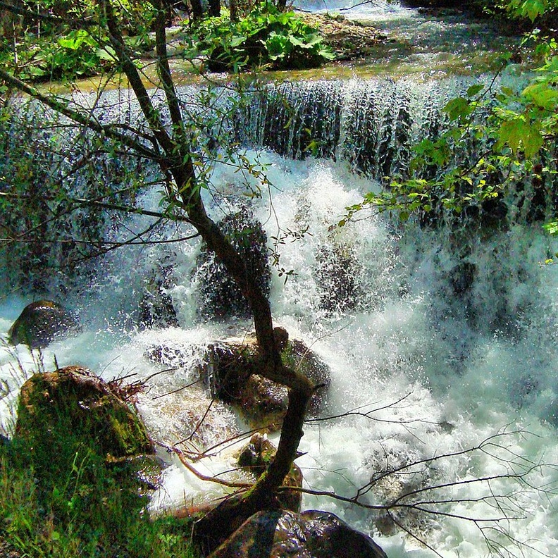سحر الطبيعة في بورصة بواسطة HALUK COMERTEL
