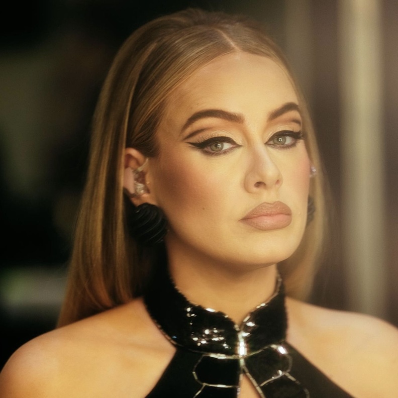 أجدد صور أديل على انستغرام