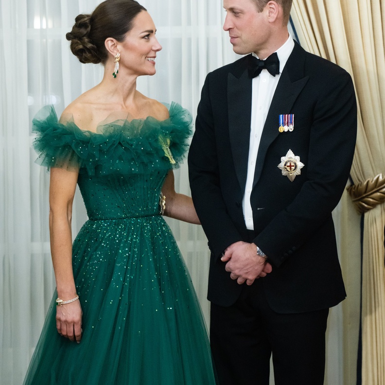 مناسبات ظهر فيها أمير وأميرة ويلز وهما يستخدمان إيماءات متشابهة