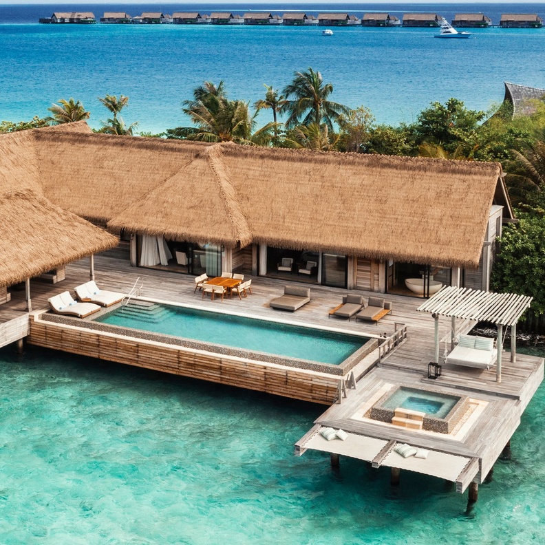 منتجع والدورف أستوريا جزر المالديف إيثافوشي Waldorf Astoria Maldives Ithaafushi، جزيرة إيثافوشي، جزر المالديف 