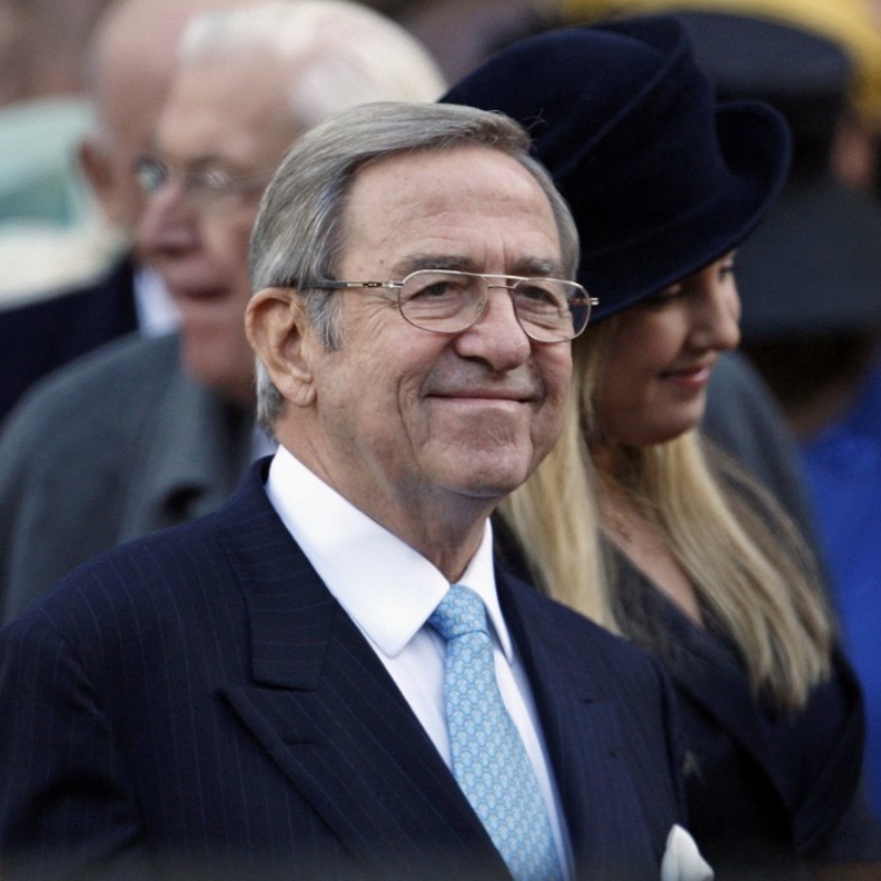 وفاة الملك قسطنطين الثاني آخر ملوك اليونان