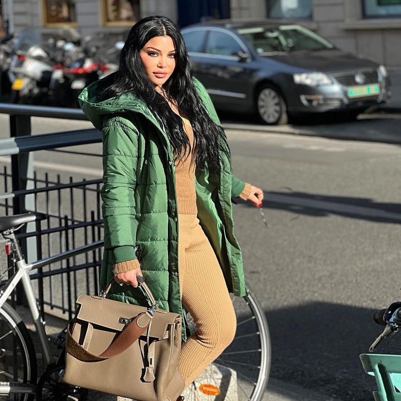 صيحة الجاكيت المنفوخ بأسلوب النجمات ..اليك طرق تنسيقها