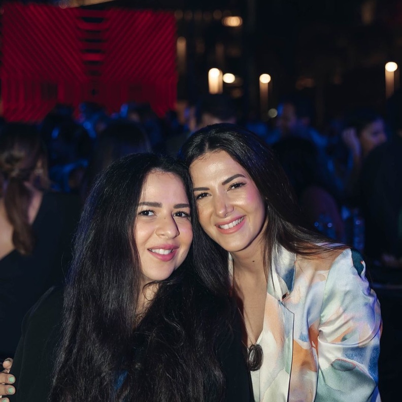 دنيا وإيمي سمير غانم