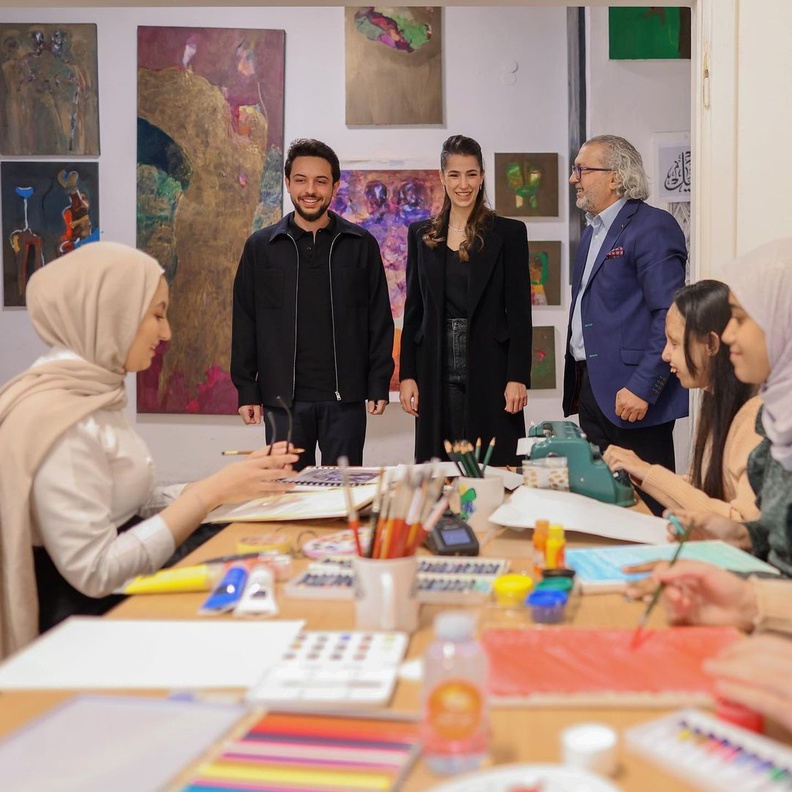  ولي عهد الأردن وخطيبته رجوة آل سيف.. يقومان بأول جولة ملكية مشتركة في عمّان