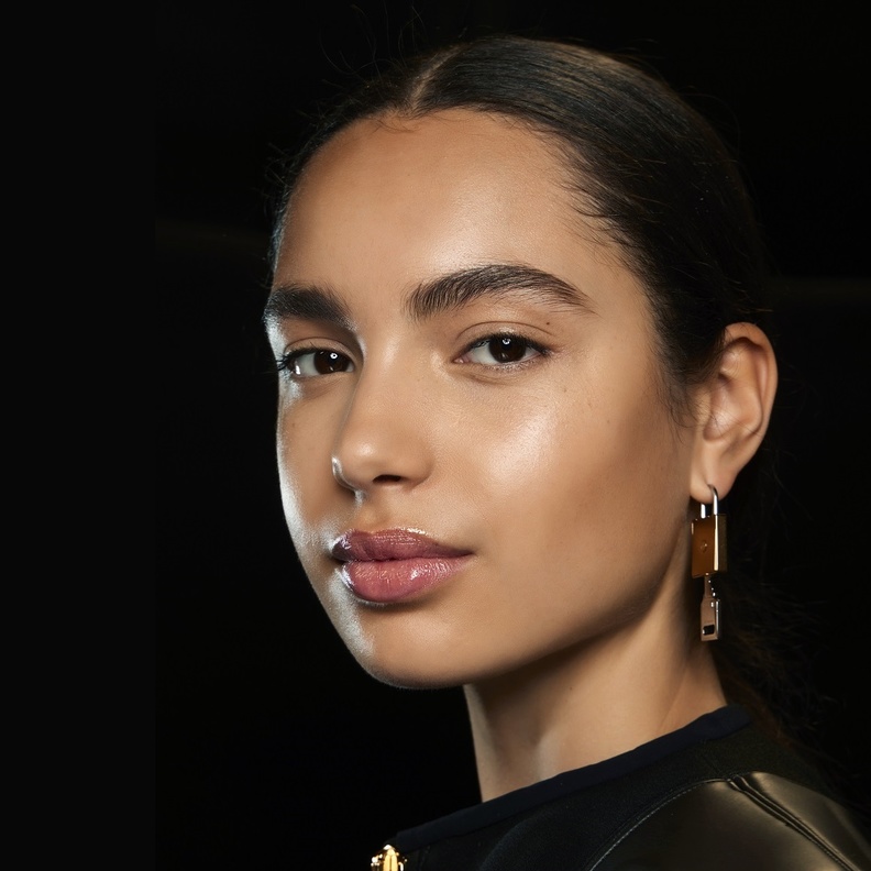 دليل العناية بالبشرة في فصل الشتاء من "هي" 