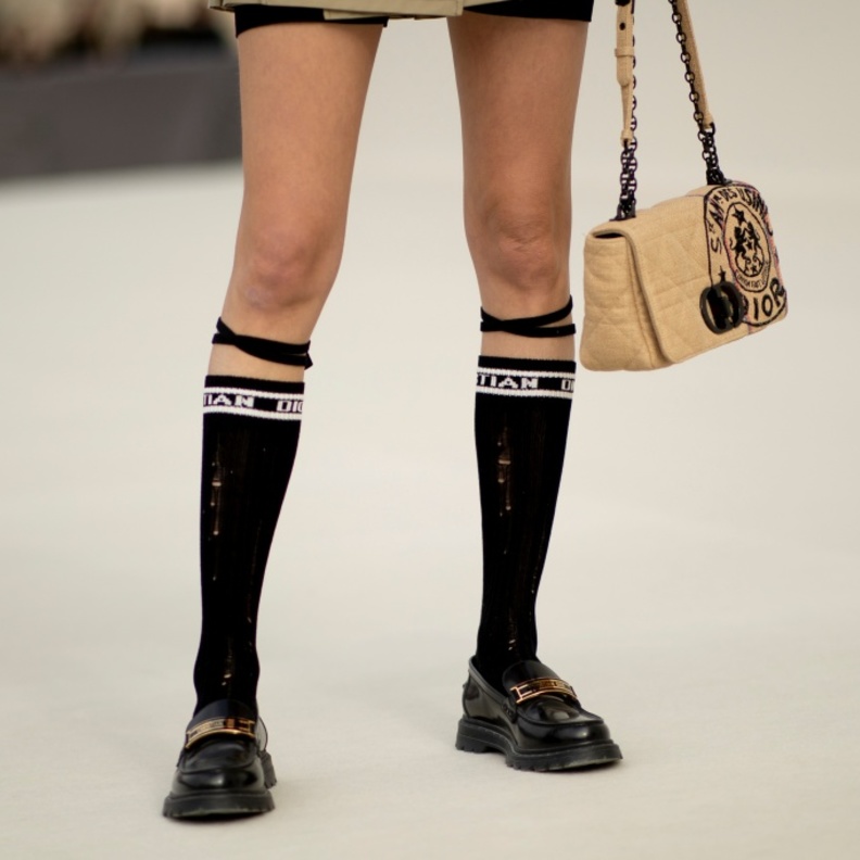 4 أحذية أنيقة ومريحة تناسب إطلالات العمل الرسمية..