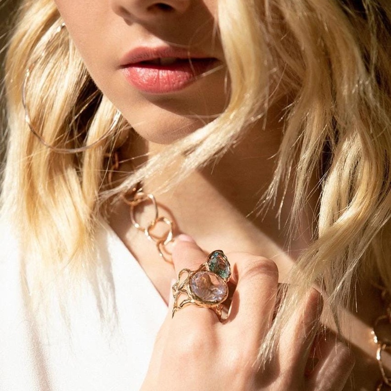 خاتم من التوباز الأزرق من موقع مجوهرات LUCIFER VIR HONESTUS