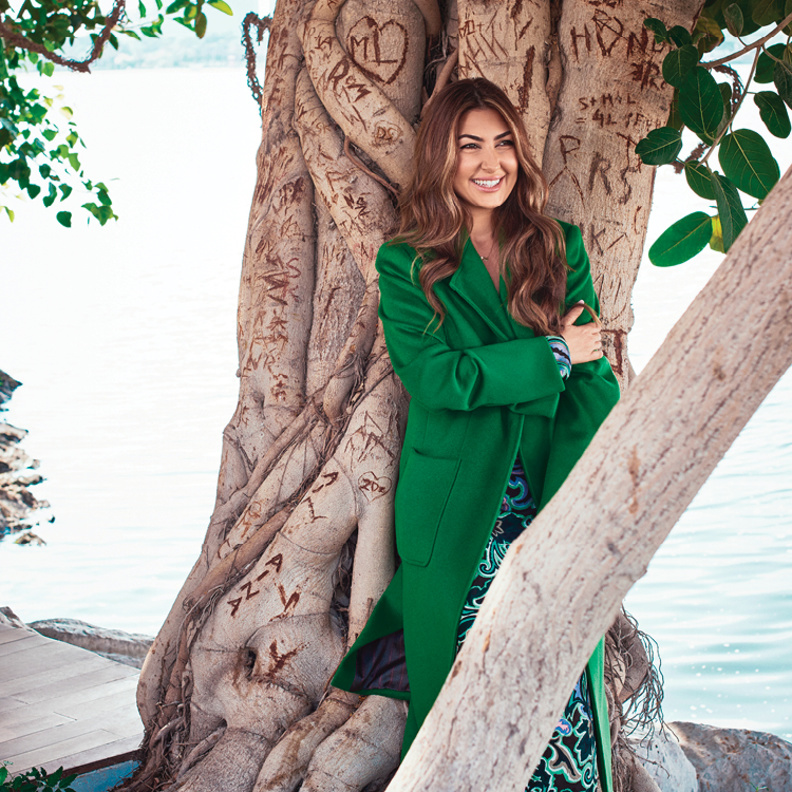 جلسة تصوير خاصة بـ"هي"  وحوار مع مدربة الحياة ميس محمد لبداية إيجابية في العام الجديد 