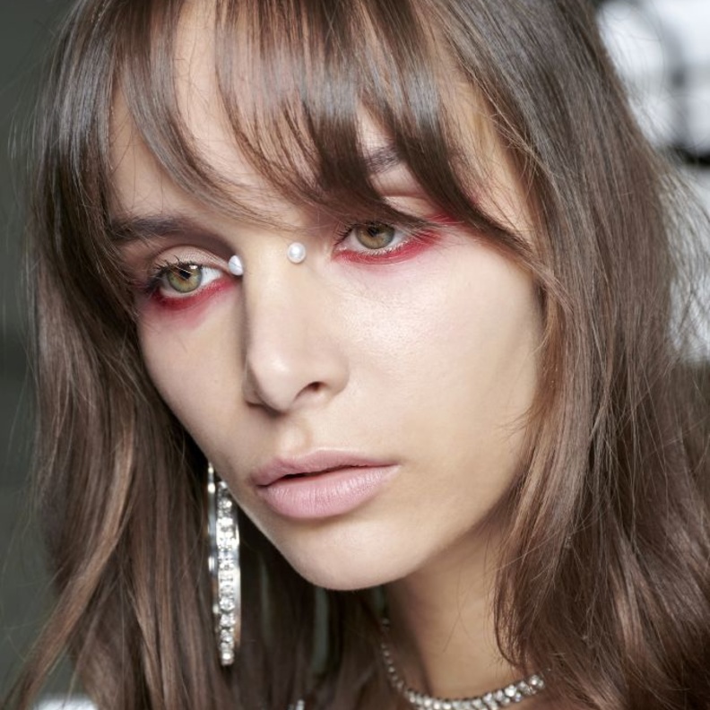 تسريحات شعر رائجة لشتاء 2022