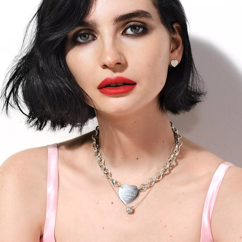تحوّل عقد القلب من تيفاني Tiffany إلى قطعة أيقونيّة 