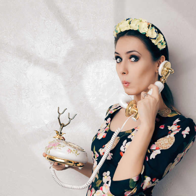 لتطوير ذاتك... تخلصي من الثرثرة وكثرة الكلام بهذه الطرق الفعالة