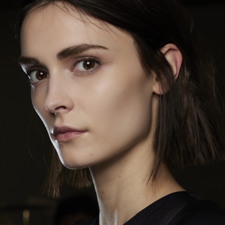 لإعادة بناء الكولاجين والتخلص من تجاعيد البشرة... إليك هذا المكون الطبيعي