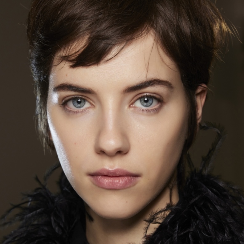 نضارة البشرة تحتاج إلى اتباع الخطوات والنصائح المقدمة بشكل دوري