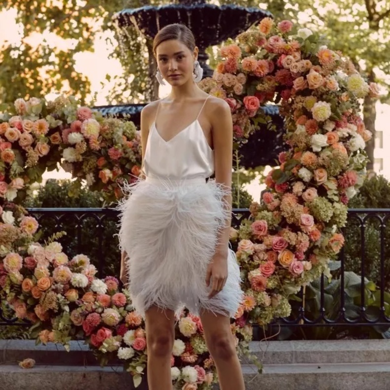 دليل للعروس لإختيار فستان الزفاف المناسب لعمرها