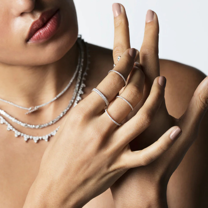 قطع مجوهرات مرصعة بالألماس من إليانا ماكري Ileana Makri