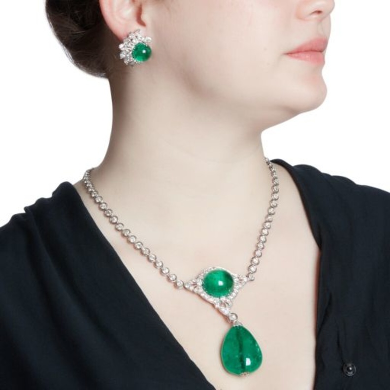 مجوهرات مزاد سوذبيز Fine Jewels لأرقى سهرات عيد الحب