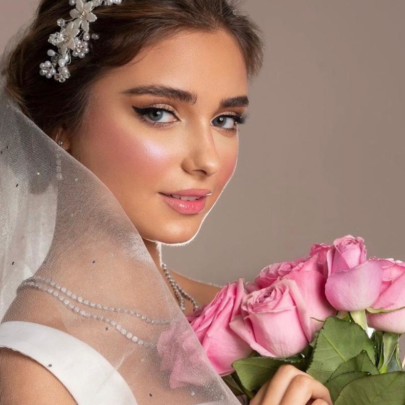 من مكياج العرايس من خبيره التجميل تغريد شوكان