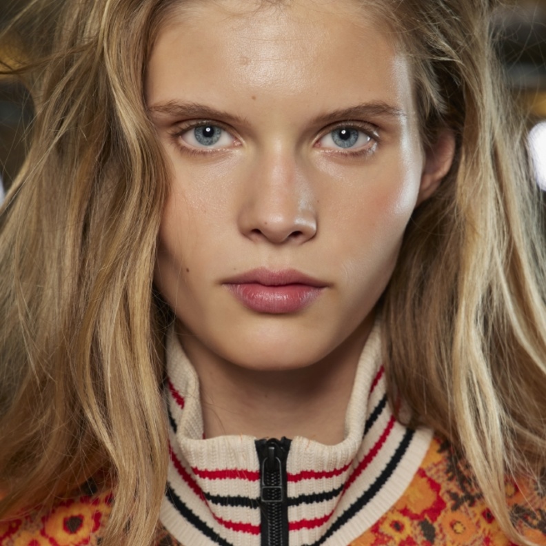 أفضل عطور ننصحك بها لترافقك في الحقيبة من JW Anderson