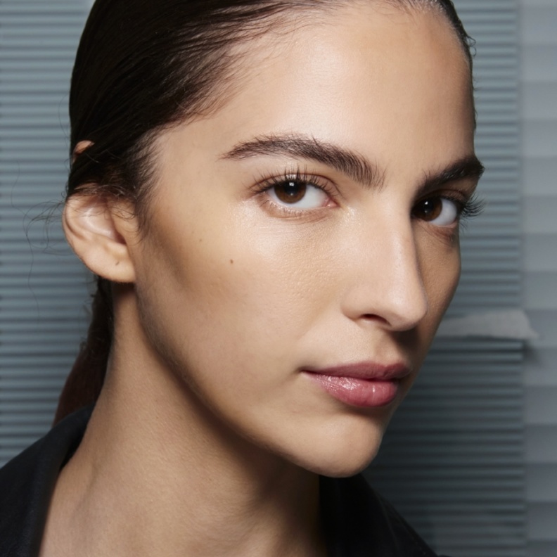 أهمية تمارين لبشرة شبابية للتخلص من علامات الشيخوخة في فبراير