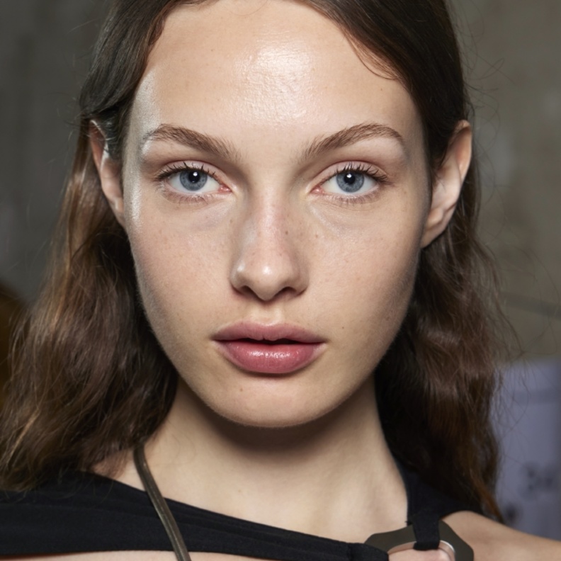 تعلمي إخفاء تجاعيد وجهك بعد إتباع هذه النصائح