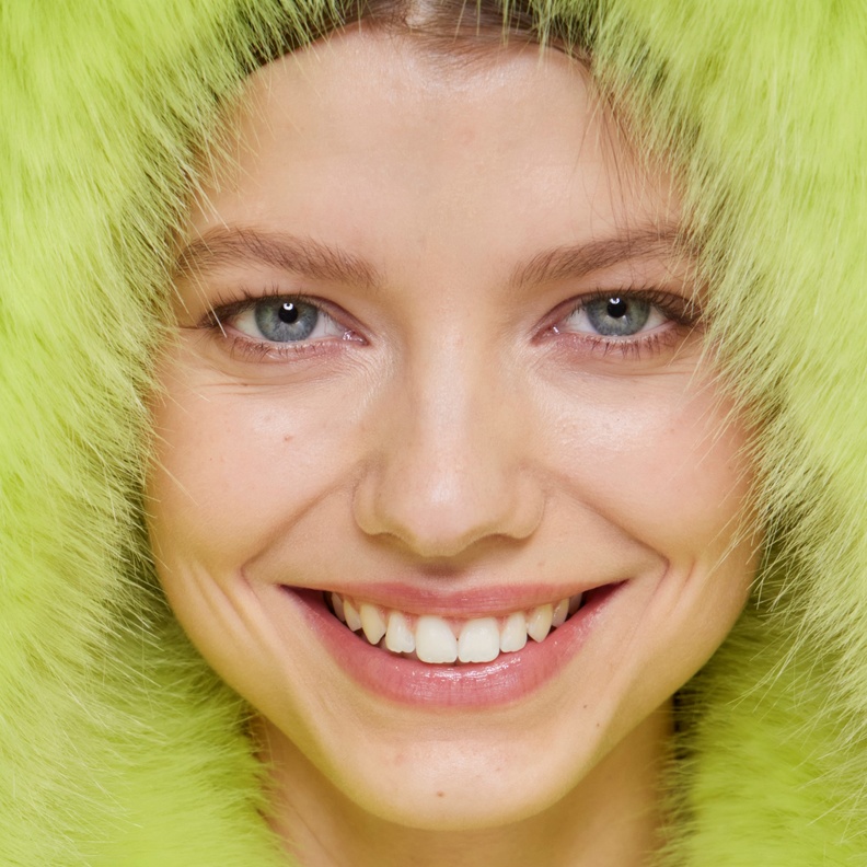 صيحات جديدة للعناية بالأسنان التي تمنحك طاقة إيجابية