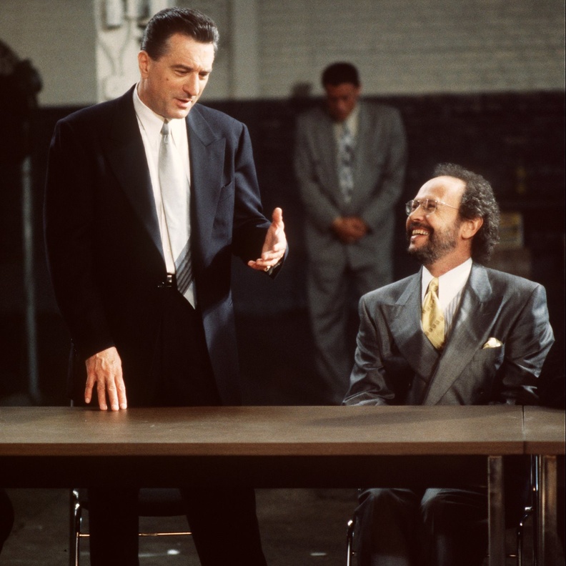 كيف كان أداء دور "الطبيب النفسي" علامة فارقة في المسيرة الفنية لنجوم السينما؟