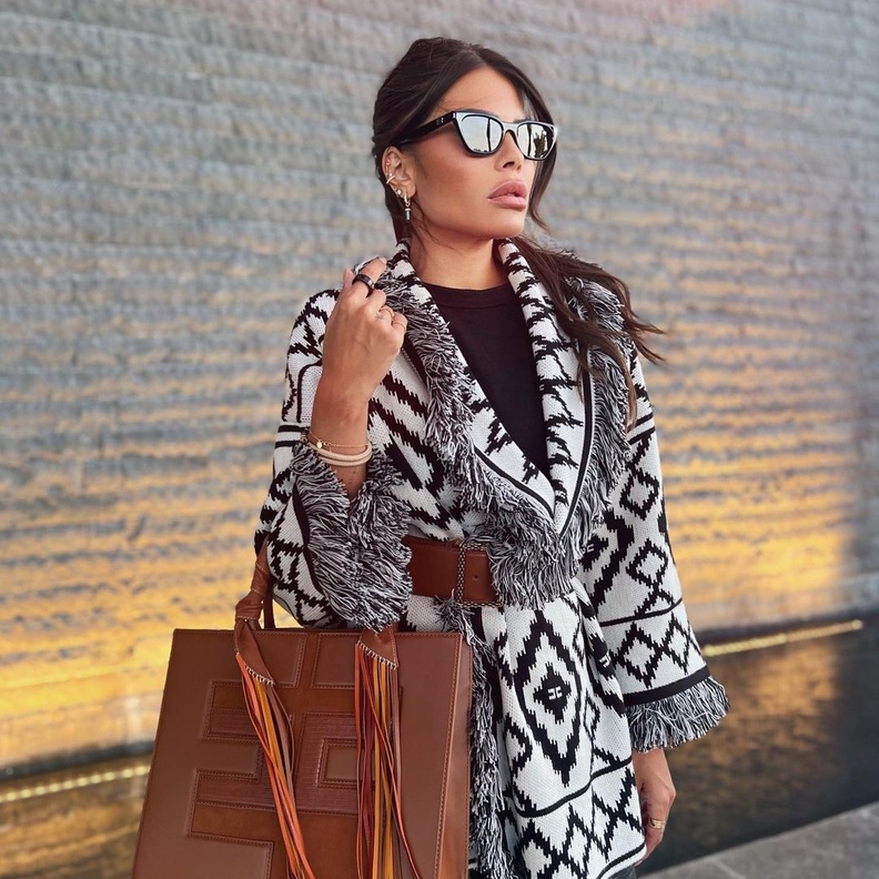 إطلالات كاجوال بأساليب مبتكرة لموسم الشتاء تلهمك بها الفاشينيستا العنود بدر..10 صور