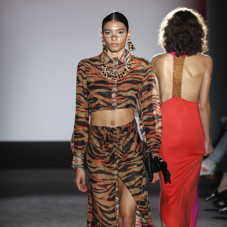 القميص المنقش صيحة ربيعية لافتة من Casademunt by maite