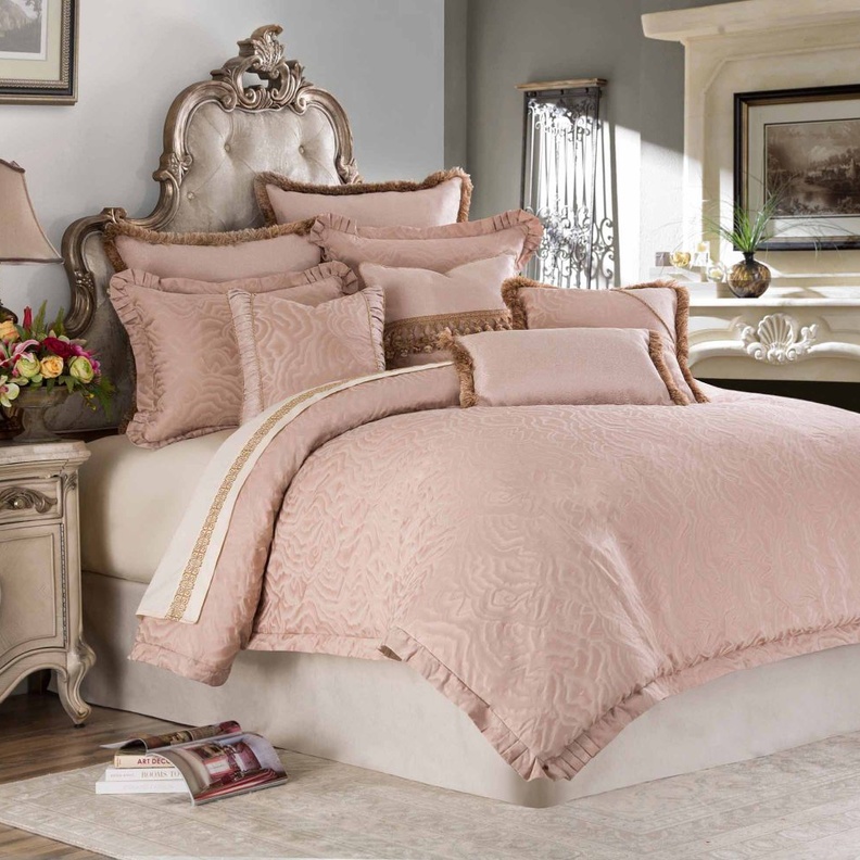 "انتيريرز" تكشف عن مجموعة من قطع الديكور والهدايا بمناسبة عيد الحب 