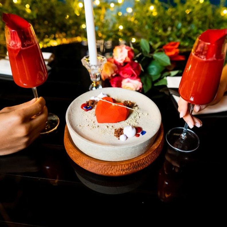 عروض عيد الحب 2023 في فنادق ومطاعم دبي