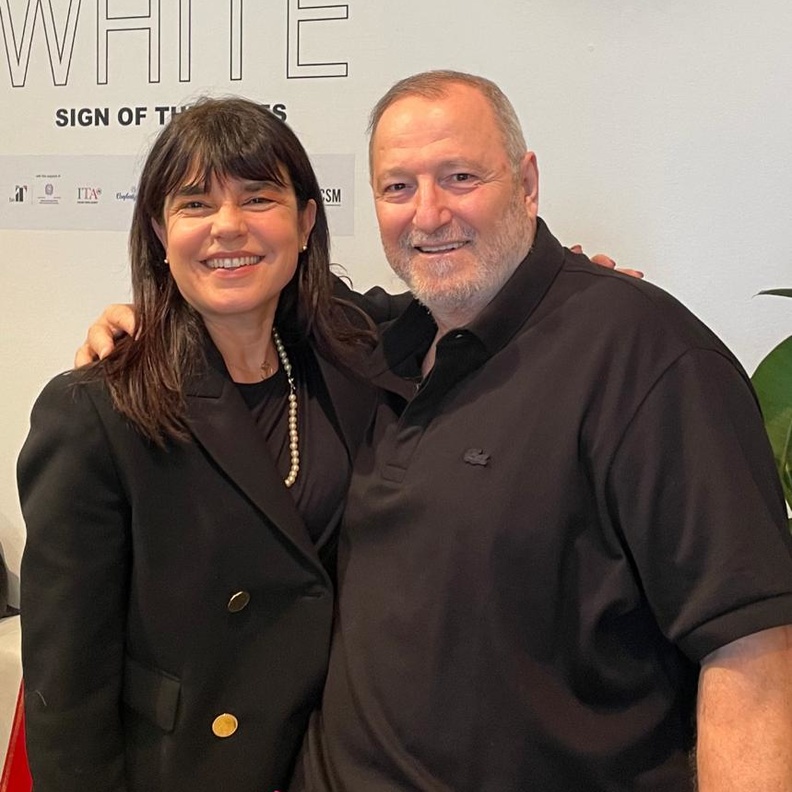 معرض "وايت" | Sign Of The Times يقدم نسخته الجديدة تحت عنوان "مواجهة الحداثة"