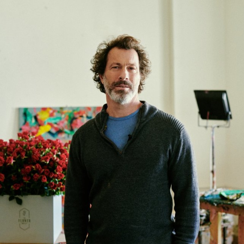 The Flower Society  تتعاون مع الفنان مروان سحمراني لإطلاق صندوق محدود الإصدار ومزين بالأزهار