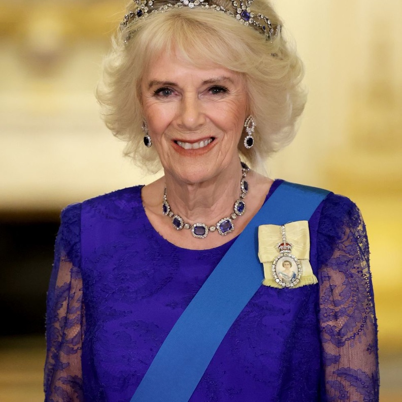 من هي "الملكة القرينة" بالقصر الملكي البريطاني على مر السنين؟