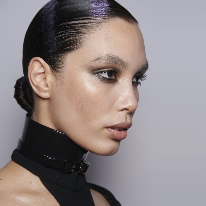 صيحة تسريحات الشعر المبلل لم تندثر