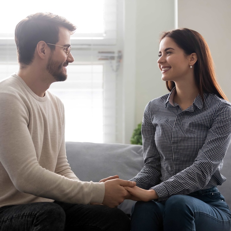 إظهار التعاطف مع شريك الحياة يعزز من أواصر المحبة معه