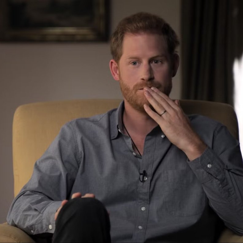 الأمير هاري يكشف تفاصيل جديدة عن حياته الشخصية في مقابلة مع خبير في علاج الصدمات النفسية