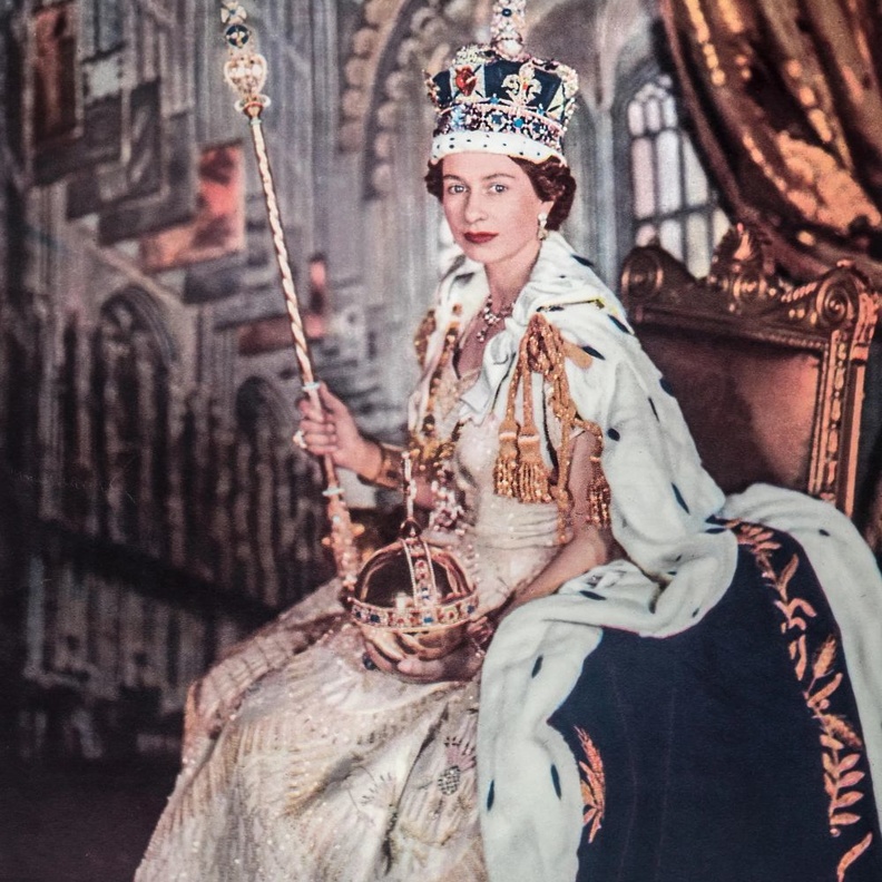 الملكة إليزابيث الثانية Queen Elizabeth II