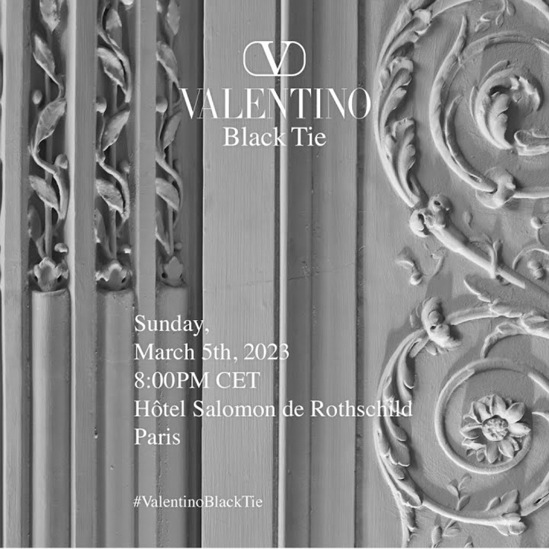 بث مباشر لعرض أزياء Valentino Black Tie من باريس