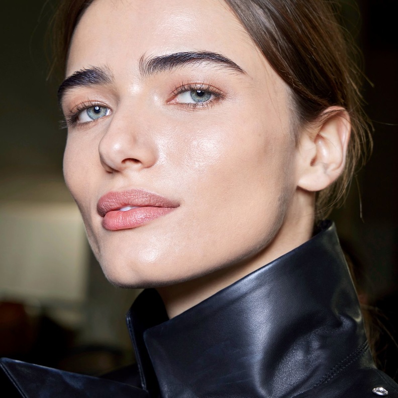 شفاهك باهتة في رمضان؟ إليك أفضل الحلول لتوريدها