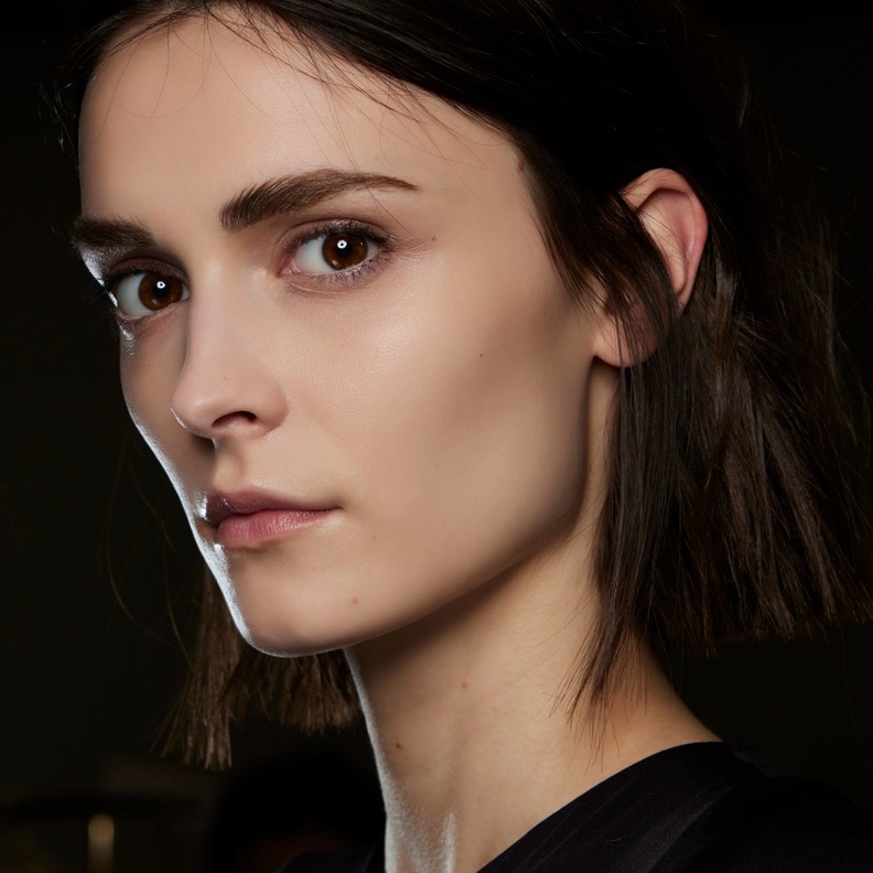 زيت السعد لإزالة الشعر الزائد من البشرة والجسم نهائيًا وبدون ألم