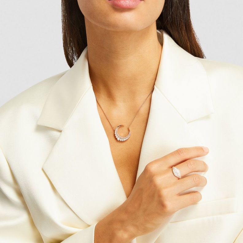 طابع شرقي ساحر في مجوهرات ذهب لشهر رمضان