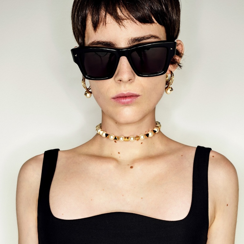 هل تعتبر المجوهرات والساعات وسائل فعالة لتمكين المرأة؟