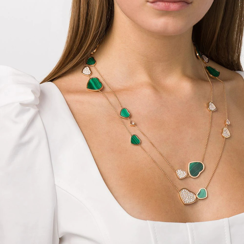 موديلات سلاسل ذهب طويلة لاطلالة العباءة في شهر رمضان