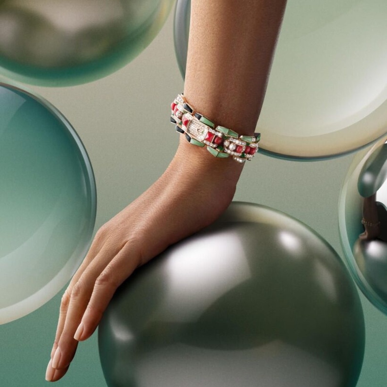 هذه أجمل موديلات ساعات نسائية لعشاق الإطلالة اللافتة والجريئة