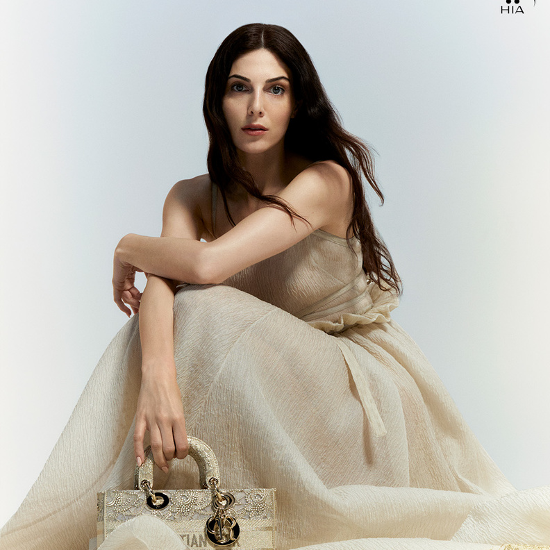 رزان جمّال في تألق باهر بالمجموعة الكبسولية لدار DIOR