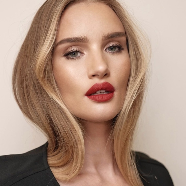 مكياج Rosie HW الصورة من حساب هارولد جيمس على انستغرام